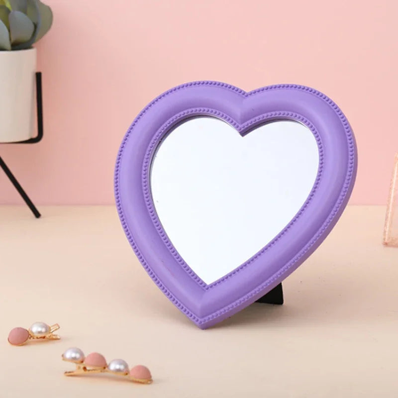 Heart-Shaped Makeup Mirror – Tabletop & Wall-Mount Dressing Mirror