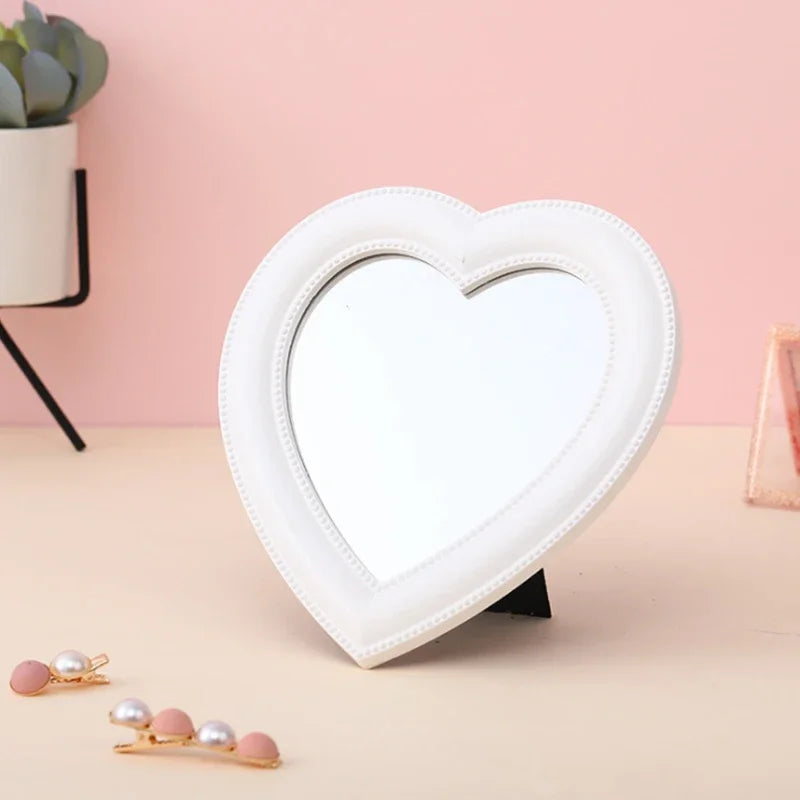 Heart-Shaped Makeup Mirror – Tabletop & Wall-Mount Dressing Mirror